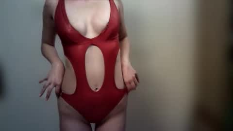 Snapshot of 1timebaby chatting on December 14, 12:16 am KinkyGames online show from December 14, 12:16 am