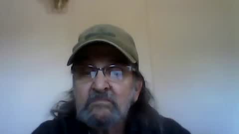 Snapshot of 1valentine chatting on December 29, 9:52 pm 1valentine online show from December 29, 9:52 pm