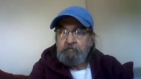 Snapshot of 1valentine chatting on December 17, 4:57 pm 1valentine online show from December 17, 4:57 pm