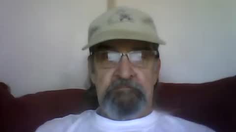1valentine online show from May 31, 2:02 pm