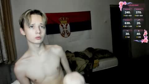 Snapshot of 1vampirella_gs chatting on October 10, 9:47 pm Milos online show from October 10, 9:47 pm