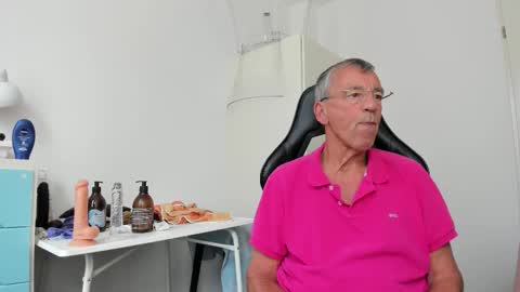 Henk online show from September 11, 1:44 pm