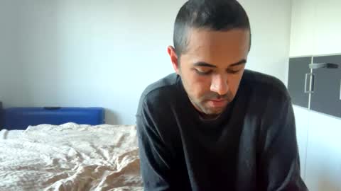 Snapshot of 2025rob chatting on October 24, 3:41 pm 2025rob online show from October 24, 3:41 pm