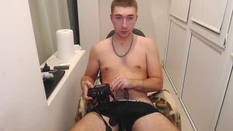 Alex online show from February 22, 4:40 pm