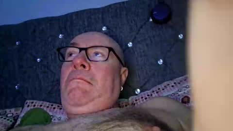 Snapshot of 211scudder chatting on November 23, 9:20 am 211skoosh online show from November 23, 9:20 am