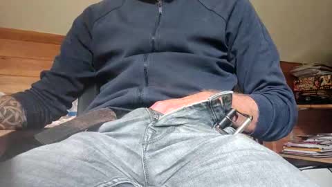 Snapshot of 22_acacia_avenue chatting on September 13, 11:54 am 22_acacia_avenue online show from September 13, 11:54 am