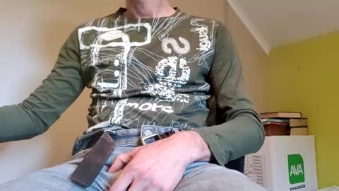 Snapshot of 22_acacia_avenue chatting on February 12, 9:59 am 22_acacia_avenue online show from February 12, 9:59 am