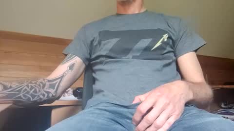 22_acacia_avenue online show from May 3, 10:43 am