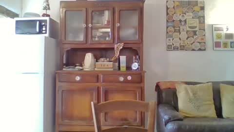 Snapshot of 22esserre chatting on December 2, 12:51 pm 22esserre online show from December 2, 12:51 pm