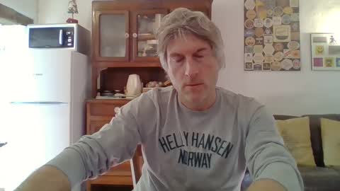 Snapshot of 22esserre chatting on December 20, 12:49 pm 22esserre online show from December 20, 12:49 pm