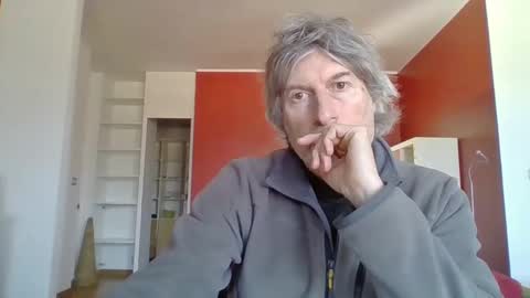 Snapshot of 22esserre chatting on February 6, 1:21 pm 22esserre online show from February 6, 1:21 pm