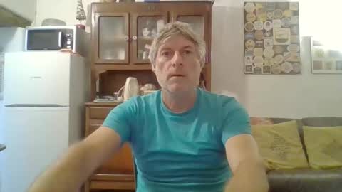 Snapshot of 22esserre chatting on September 24, 11:24 am 22esserre online show from September 24, 11:24 am