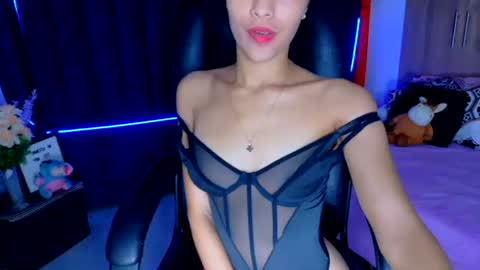 Isabella online show from May 26, 12:12 pm