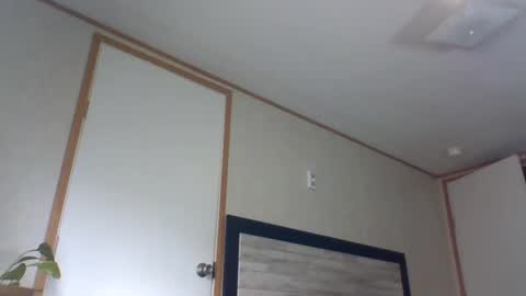 BlacJewels online show from February 14, 6:40 pm