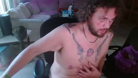 Snapshot of 2dirtyhillbillies chatting on July 9, 10:25 pm ThrillBilly online show from July 9, 10:25 pm
