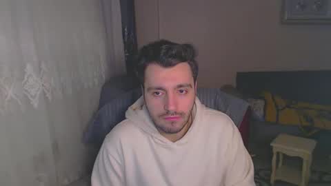 Snapshot of 2handsomeman chatting on February 11, 1:20 am Berk online show from February 11, 1:20 am