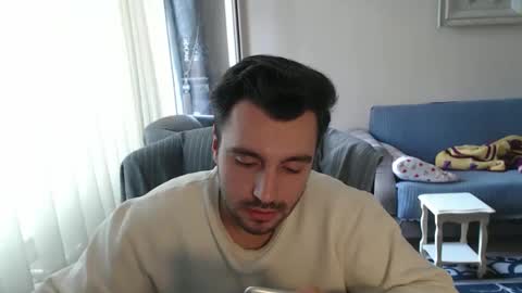 Snapshot of 2handsomeman chatting on October 25, 1:18 pm Berk online show from October 25, 1:18 pm