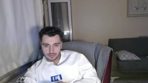 Snapshot of 2handsomeman chatting on November 7, 8:20 pm Berk online show from November 7, 8:20 pm