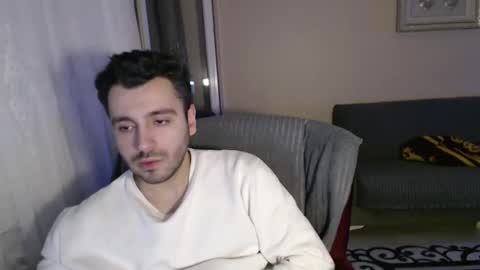 Snapshot of 2handsomeman chatting on November 28, 3:31 am Berk online show from November 28, 3:31 am