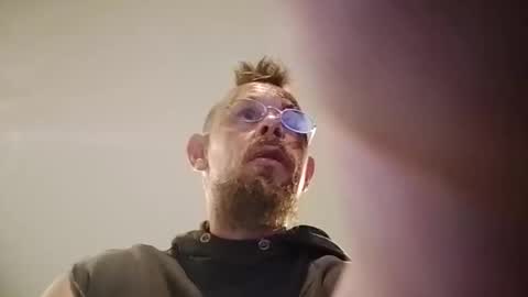 2hotty88 online show from March 19, 9:57 am