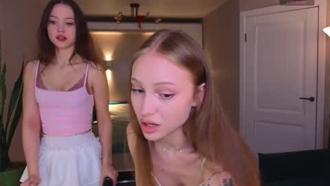 kittens team - Sandra and Kim  online show from March 11, 4:02 pm