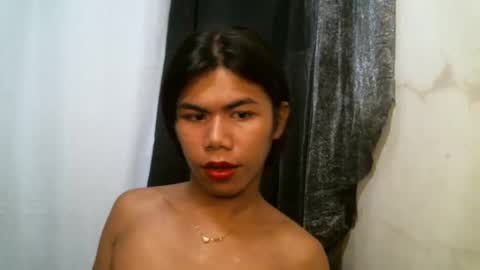 Snapshot of 2mella_reload chatting on October 4, 4:54 am MEL online show from October 4, 4:54 am