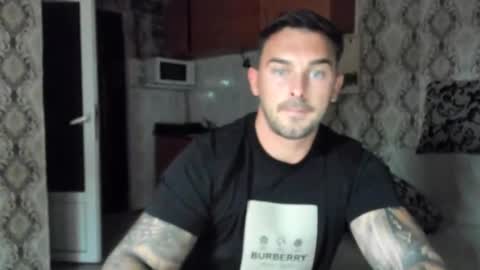 2sexymuscles online show from September 8, 8:19 pm