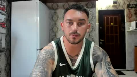 2sexymuscles online show from June 13, 7:56 pm