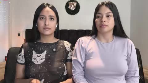 Dalilah and Tarah online show from February 17, 10:38 pm