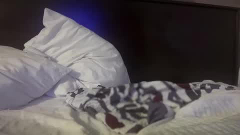 Snapshot of 304divinekarma chatting on December 1, 5:18 pm GamerBaddieLux online show from December 1, 5:18 pm