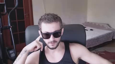 33377alex77333 online show from December 1, 7:35 am