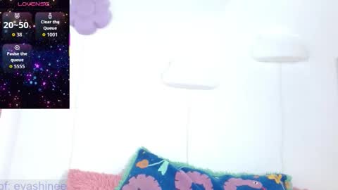 Eva online show from November 2, 3:25 pm