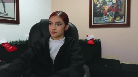 Snapshot of 3badweed3 chatting on December 17, 11:00 pm Sam online show from December 17, 11:00 pm