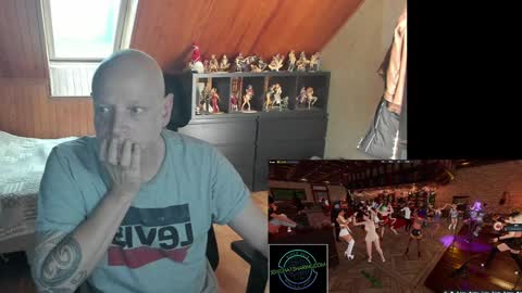 Snapshot of 3dxchatsharing chatting on December 7, 2:24 pm 3dxchatsharing online show from December 7, 2:24 pm