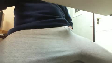 Snapshot of 3funlover chatting on December 20, 9:38 am 3funlover online show from December 20, 9:38 am