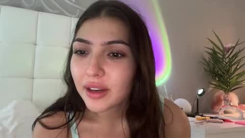 Venus Raee online show from October 22, 8:08 pm