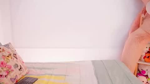 Snapshot of 3kam_amazonian chatting on October 3, 8:44 am independent model online show from October 3, 8:44 am