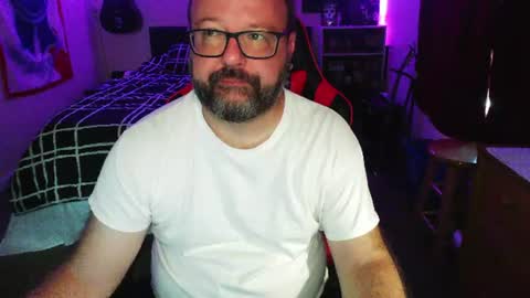 Snapshot of 3ndlessmike chatting on July 28, 11:39 am 3ndlessmike online show from July 28, 11:39 am