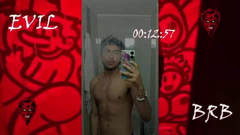 Snapshot of 3v1l_ chatting on November 14, 2:16 pm E V I L online show from November 14, 2:16 pm