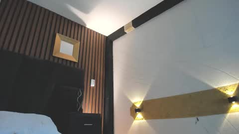 3X NAXAA online show from November 4, 12:37 pm