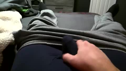 Snapshot of 420bigdickben420 chatting on December 20, 11:56 pm 420bigdickben420 online show from December 20, 11:56 pm