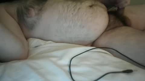 Snapshot of 420coolguy6971108 chatting on April 8, 10:59 am 420coolguy6971108 online show from April 8, 10:59 am