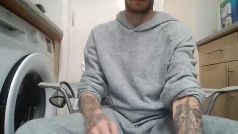 420feetloverr420 online show from September 25, 11:19 pm