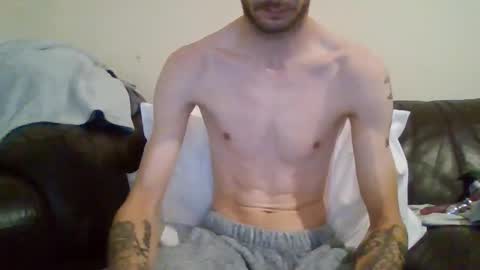 420feetloverr420 online show from September 30, 1:10 am