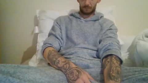 420feetloverr420 online show from October 5, 8:51 pm