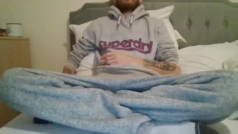 420feetloverr420 online show from November 30, 10:41 am