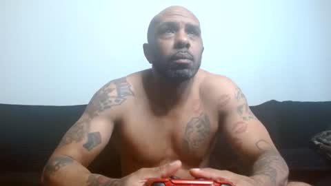 420flyguy online show from July 21, 5:48 pm