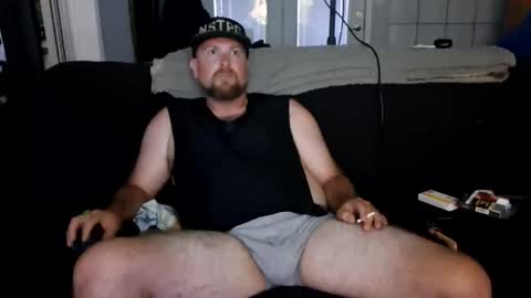 420happydaz online show from June 11, 1:05 am