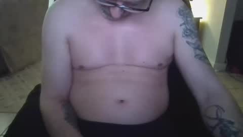 Snapshot of 42o_blah chatting on February 6, 1:21 am 42o_blah online show from February 6, 1:21 am