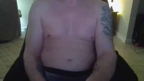 Snapshot of 42o_blah chatting on February 23, 12:30 am 42o_blah online show from February 23, 12:30 am